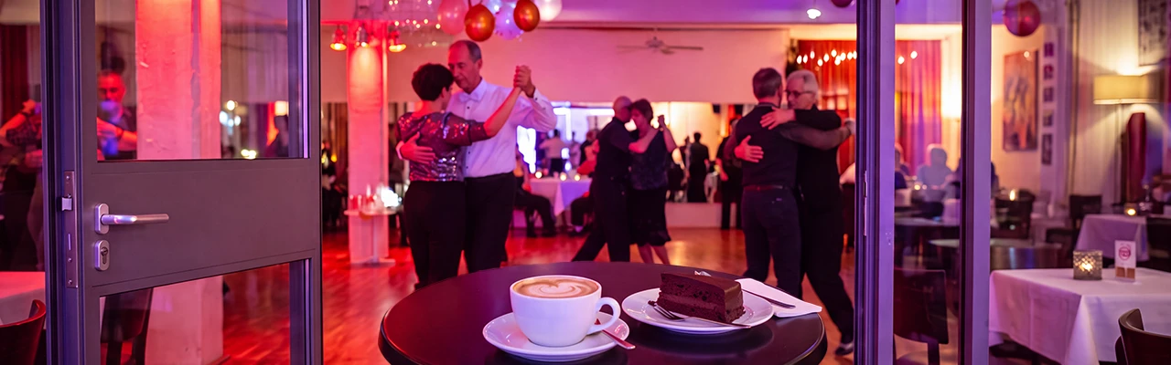 Tango Café